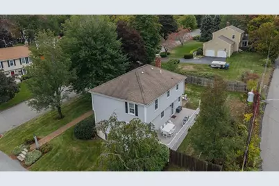 6 Arbor Glen Ln, Methuen, MA 01844 - Photo 2