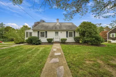 12 Riverside Dr, Kingston, MA 02364 - Photo 1
