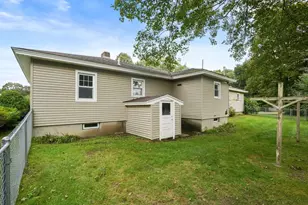 15 Myers St, Uxbridge, MA 01569 - Photo 34