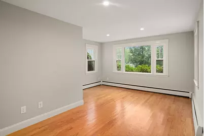 15 Myers St, Uxbridge, MA 01569 - Photo 8