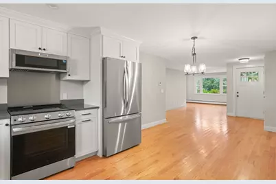 15 Myers St, Uxbridge, MA 01569 - Photo 6