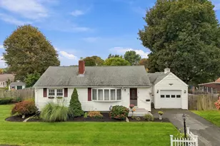 15 Bow, Danvers, MA 01923 - Photo 1