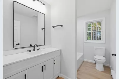 105 N Main St #B, Orange, MA 01364 - Photo 18