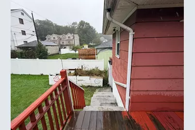 27 Dillon St, Worcester, MA 01604 - Photo 26