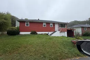 27 Dillon St, Worcester, MA 01604 - Photo 2