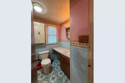 27 Dillon St, Worcester, MA 01604 - Photo 14