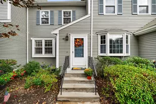 40 Washington Green, Walpole, MA 02032 - Photo 2