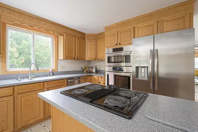 49 Fieldstone Dr, Gardner, MA 01440 - Photo 16