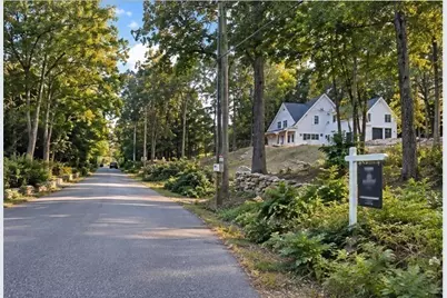 329 Crawford St, Northborough, MA 01532 - Photo 6
