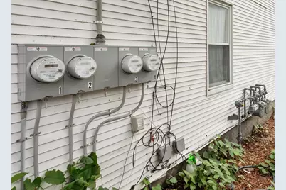 282 Charles St, Fitchburg, MA 01420 - Photo 4