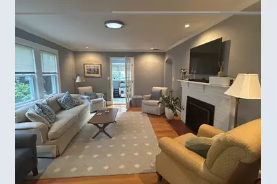 11 Hallron Rd #11, Newton, MA 02462 - Photo 2