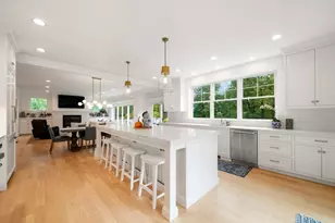 446 Westfield St, Dedham, MA 02026 - Photo 14