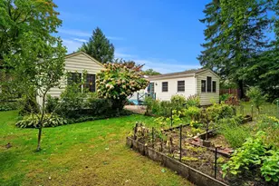 14 Ortins Rd, Hamilton, MA 01982 - Photo 4