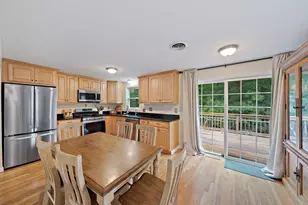 12 Harton Ross Dr, Whitman, MA 02382 - Photo 4