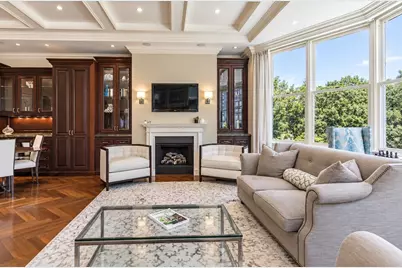 19 Arlington St. #32, Boston, MA 02108 - Photo 2
