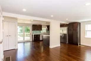 77 Rock Glen Rd, Medford, MA 02155 - Photo 10