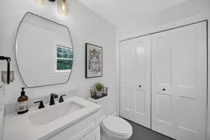 140 Broken Bow Ln, Falmouth, MA 02536 - Photo 10