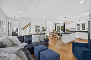 140 Broken Bow Ln, Falmouth, MA 02536 - Photo 4
