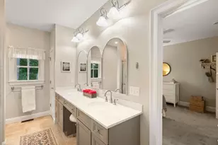 39 Hathaway Pond Cir, Rochester, MA 02770 - Photo 20