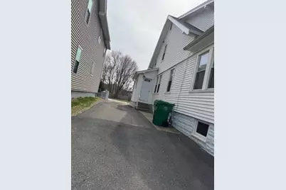 14 Taylor St, Chicopee, MA 01020 - Photo 2