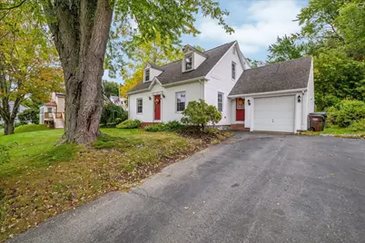 5 Field St, Auburn, MA 01501 - Photo 2