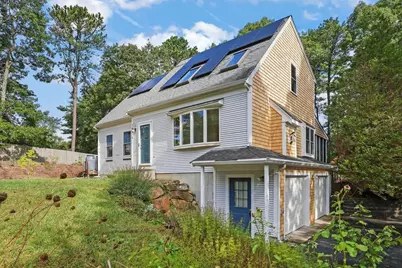 9 Beachwood Dr., Bourne, MA 02532 - Photo 1
