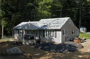 28 Lyric St, Pittsfield, MA 01201 - Photo 1