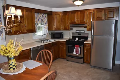 107 Gardner St, Groveland, MA 01834 - Photo 6