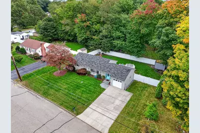 51 Cherry Hill Dr, Seekonk, MA 02771 - Photo 2