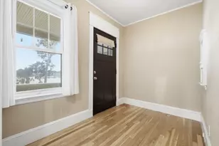 68 Southview St, Boston, MA 02125 - Photo 2