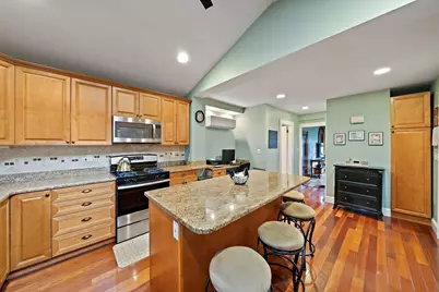 37 Theresa Rd, Quincy, MA 02169 - Photo 6