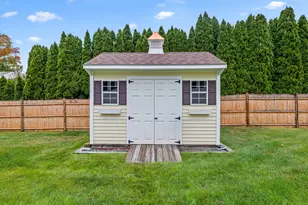 39 Adams Ave, North Andover, MA 01845 - Photo 24