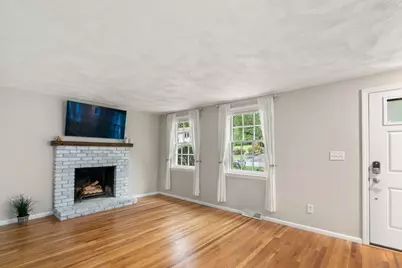 165 Lockland Ave, Framingham, MA 01701 - Photo 6
