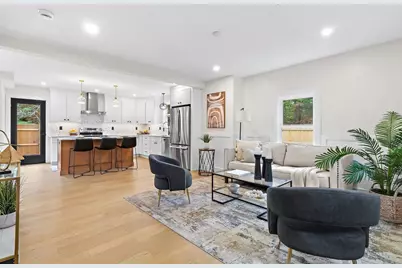 22 Belknap Court, Concord, MA 01742 - Photo 2