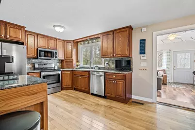 34 Ron Cir, Taunton, MA 02780 - Photo 6