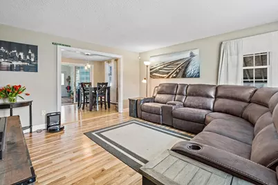 34 Ron Cir, Taunton, MA 02780 - Photo 2