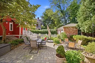 211 Crescent St, Northampton, MA 01060 - Photo 30