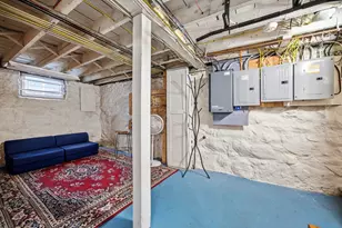 211 Crescent St, Northampton, MA 01060 - Photo 36
