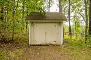 79 Hollis St, Dunstable, MA 01827 - Photo 32