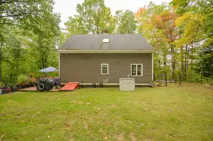 79 Hollis St, Dunstable, MA 01827 - Photo 2