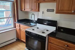 7 Margaret St, Boston, MA 02113 - Photo 4