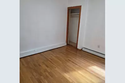 7 Margaret St #6, Boston, MA 02113 - Photo 6