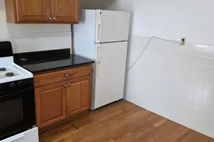7 Margaret St, Boston, MA 02113 - Photo 2