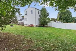 66 Wayne Ave, Watertown, MA 02453 - Photo 14