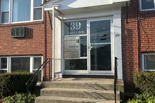 39 Carey Ave, Watertown, MA 02472 - Photo 2