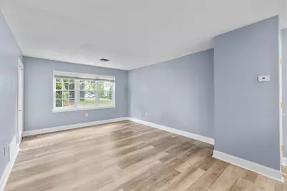 750 Brookside Dr #D, Andover, MA 01810 - Photo 10