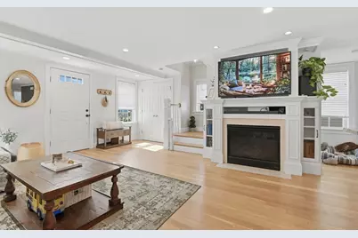 110 Charles St, Quincy, MA 02169 - Photo 14
