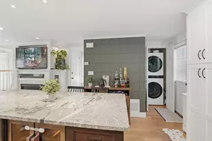 110 Charles St, Quincy, MA 02169 - Photo 22