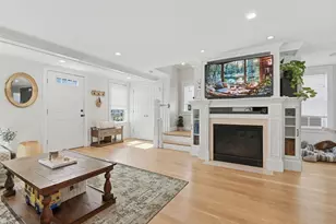 110 Charles St, Quincy, MA 02169 - Photo 14