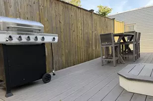 110 Charles St, Quincy, MA 02169 - Photo 8